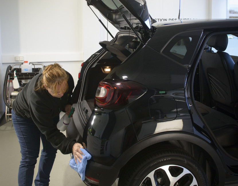 Importance du lavage approfondi de la carrosserie