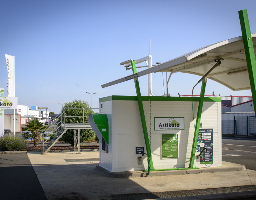 Une station de lavage ouverte en continu